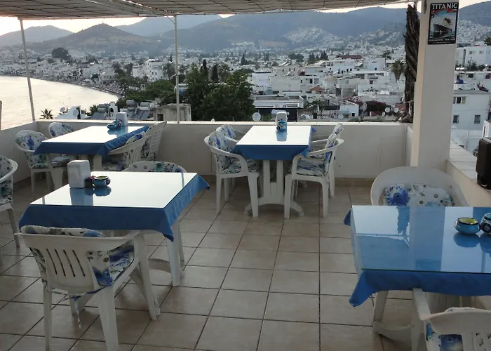 Merhaba Πανσιόν